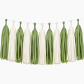 Guirlande à pompons en papier 200 x 45 cm vert sauge et ivoire décoration suspendue
